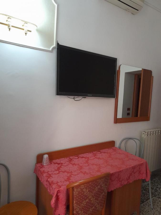 Incantoromano Guest House Exterior foto