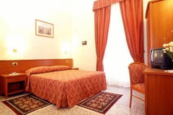 Incantoromano Guest House Exterior foto
